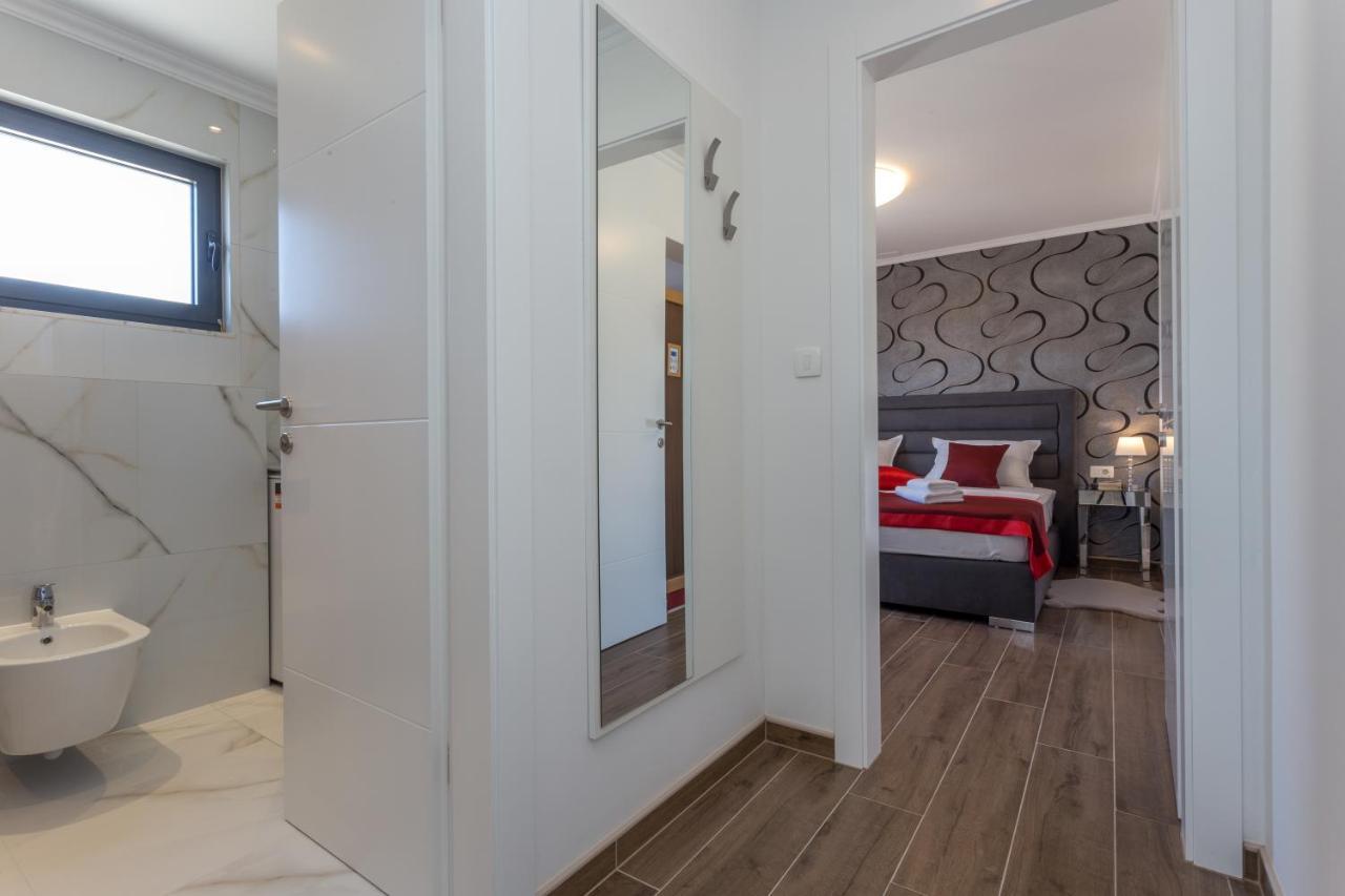 Pleasure Bol Apartment Екстериор снимка